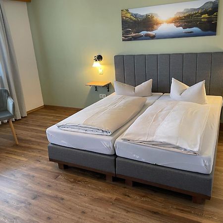Hotel Garni Kern Halfing Экстерьер фото