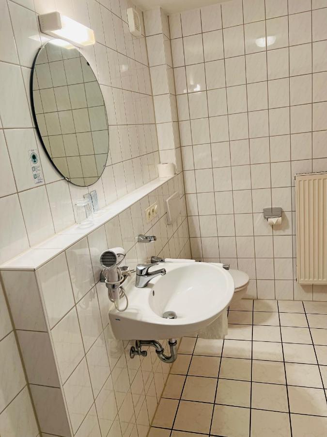 Hotel Garni Kern Halfing Экстерьер фото