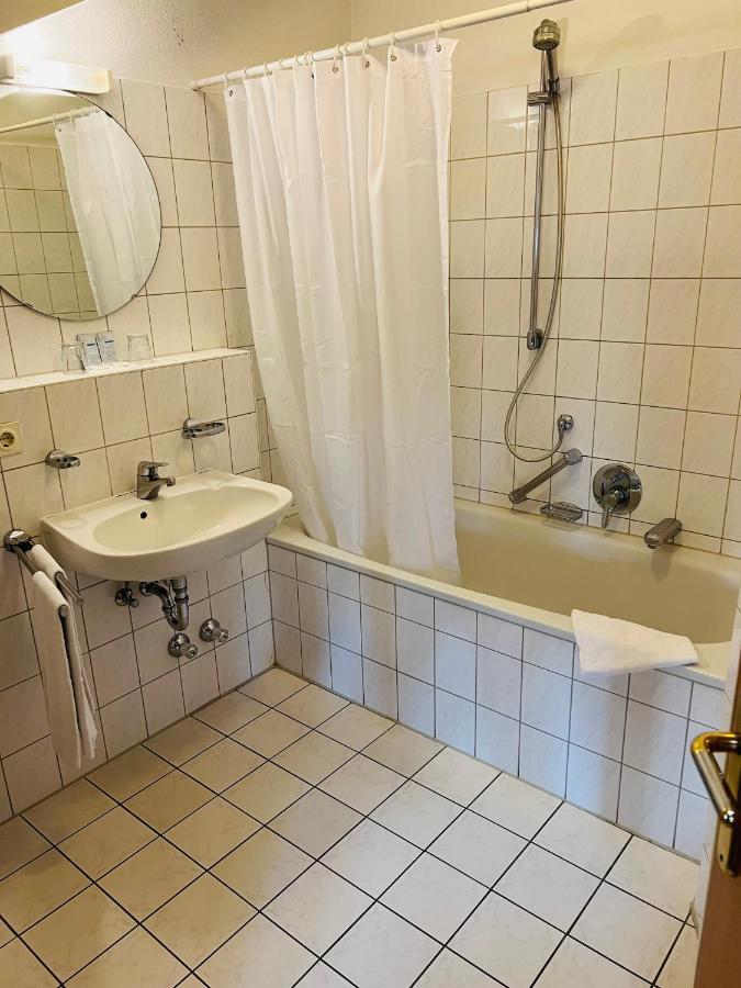 Hotel Garni Kern Halfing Экстерьер фото