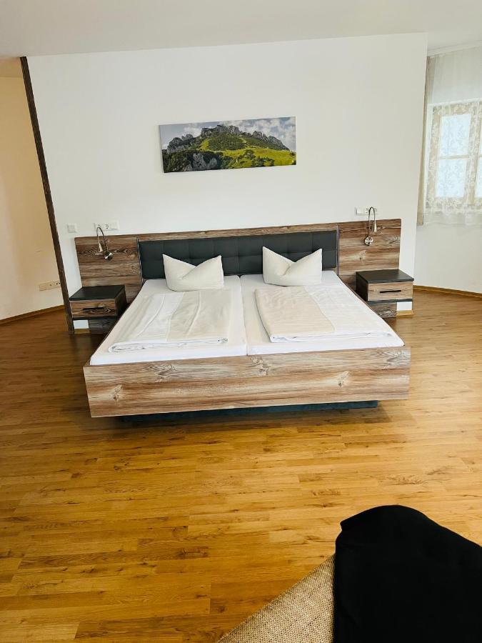 Hotel Garni Kern Halfing Экстерьер фото