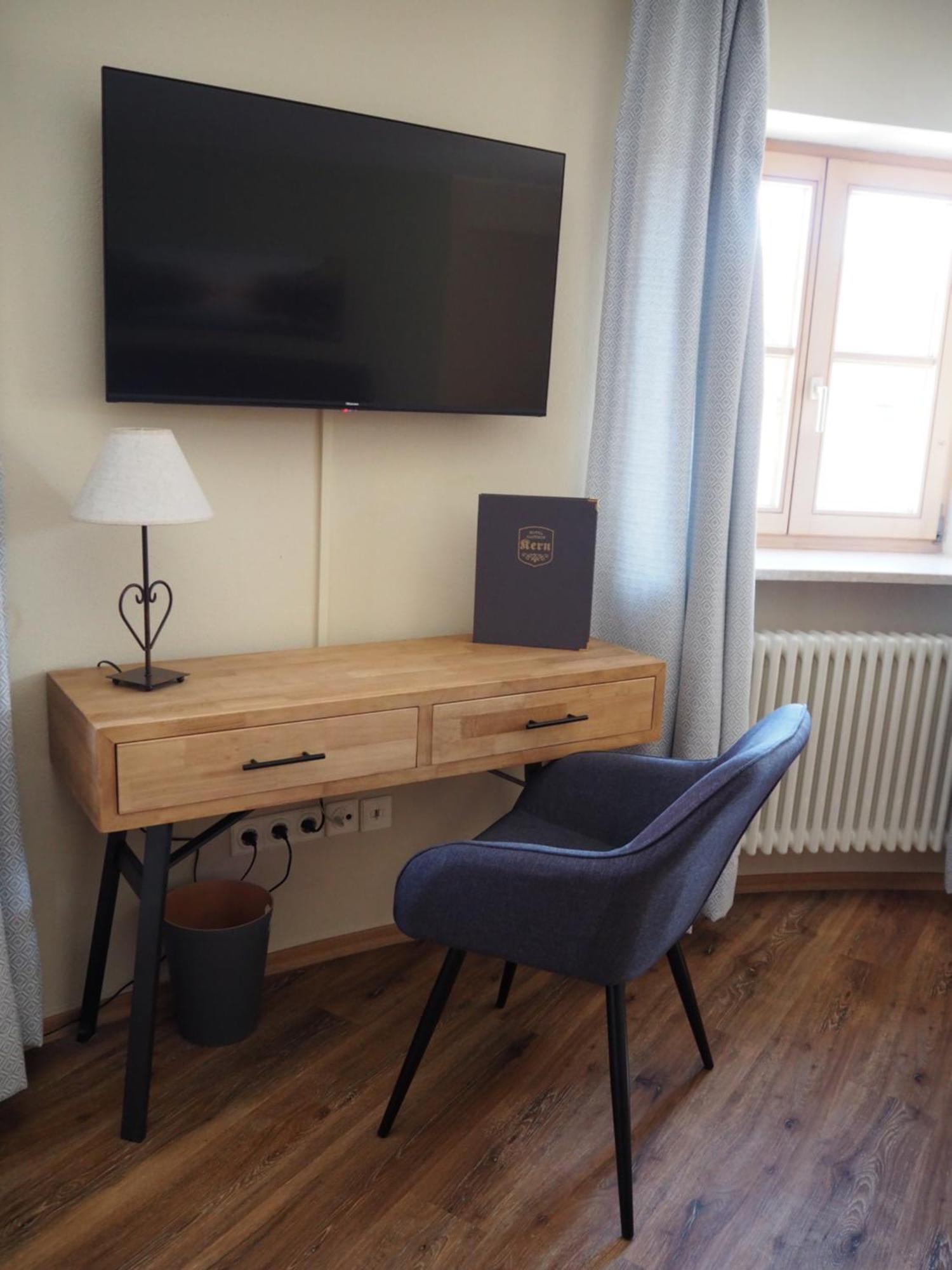 Hotel Garni Kern Halfing Экстерьер фото